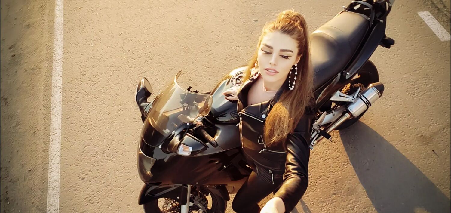  28133364  Katrin, 28 ,    