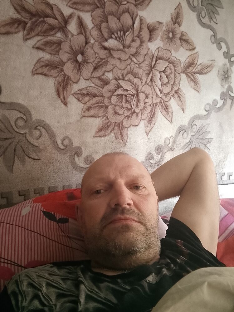   ,   Igor, 49 ,   ,   