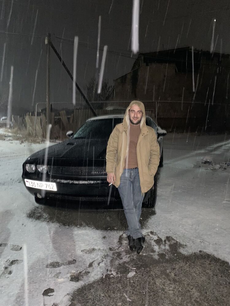   ,   Sam, 34 ,   ,   
