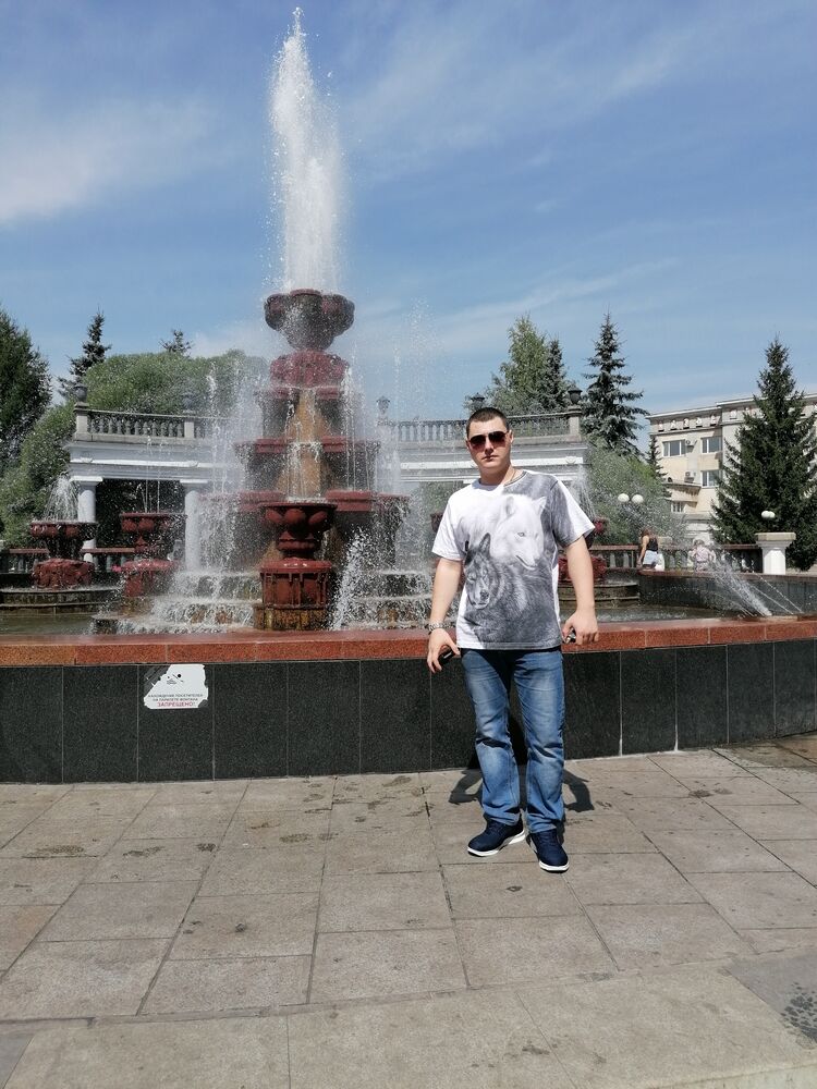  30890484  Nikolay, 29 ,    