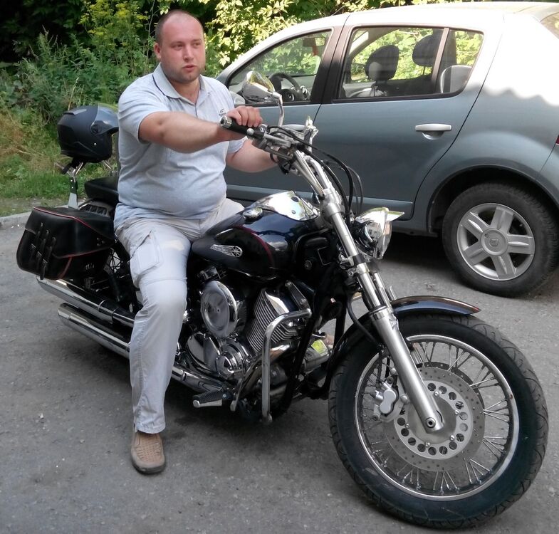  ,   Ivan, 42 ,  