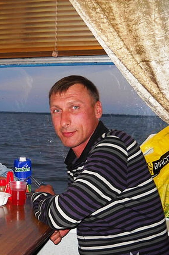  ,   Vladimir, 49 ,   ,   , c 