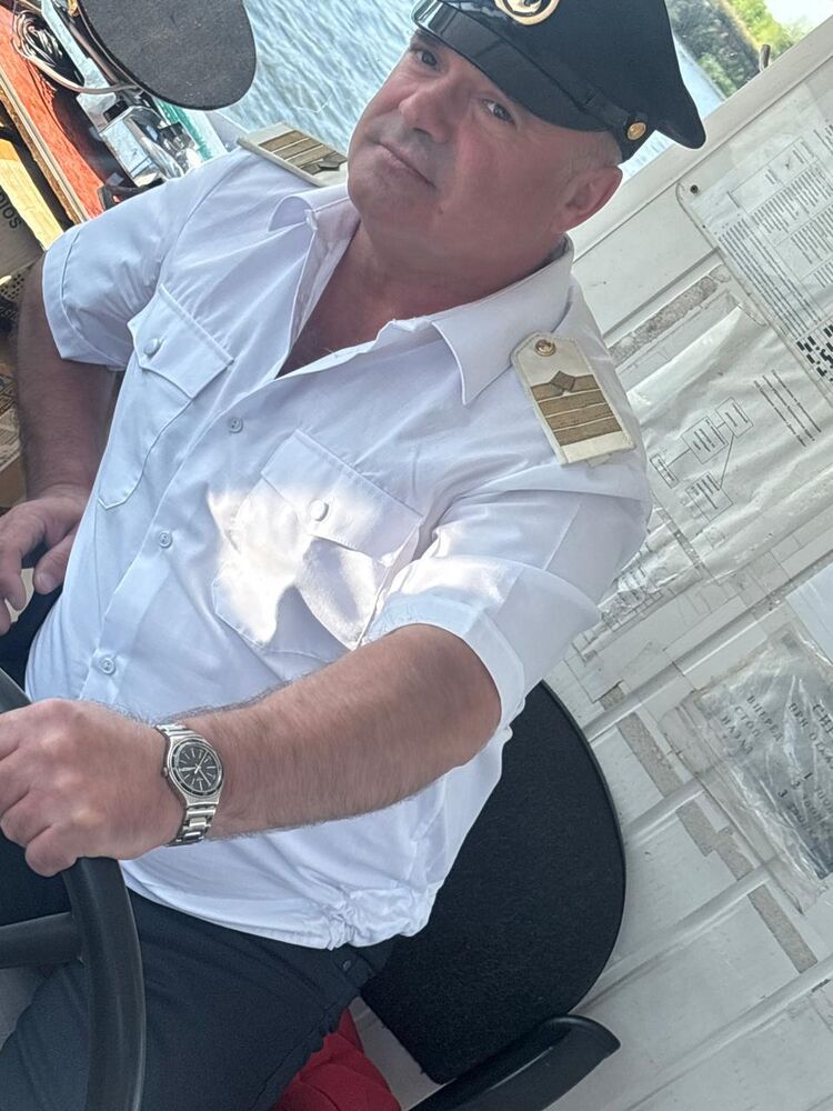  ,   Vadim, 48 ,   ,   , c 