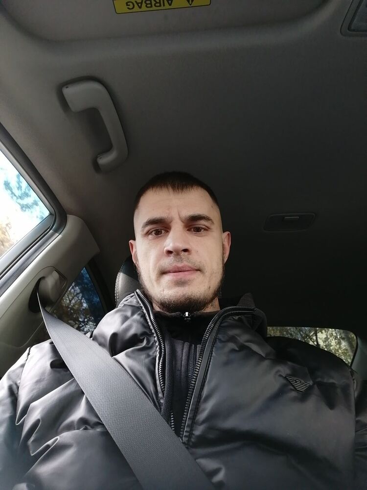  38390674  , 36 ,    -
