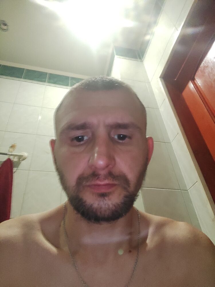  30424764  , 40 ,    