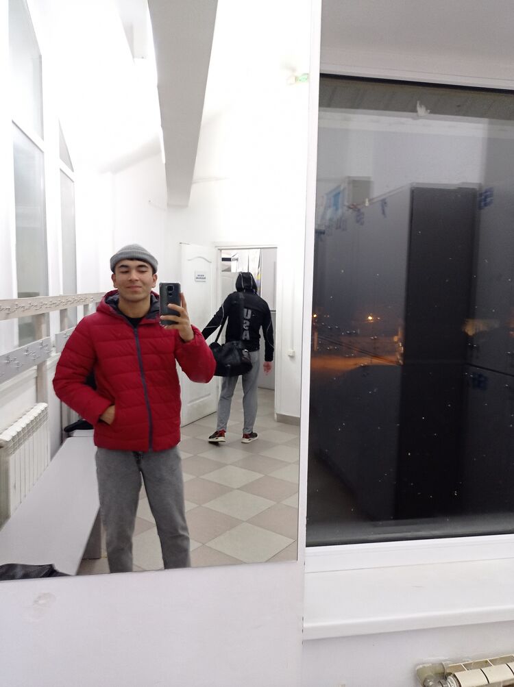  38903044  , 21 ,    