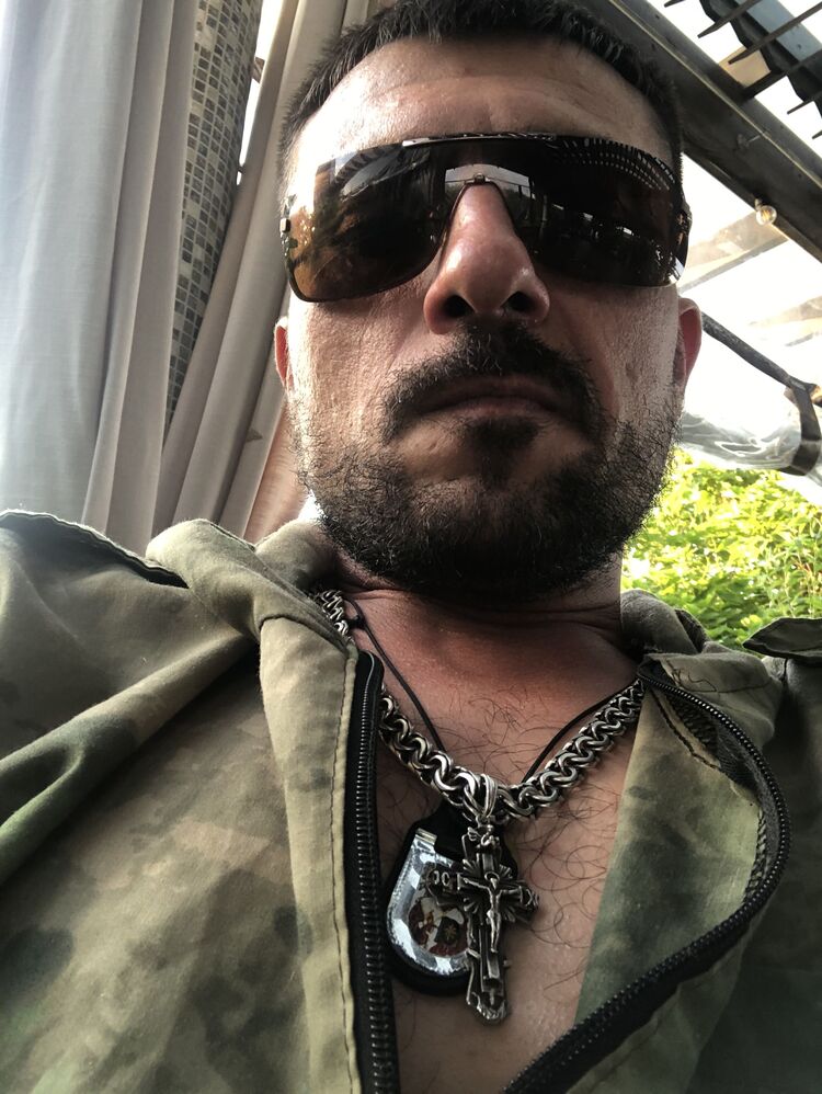  36142524  Aleksei, 39 ,     