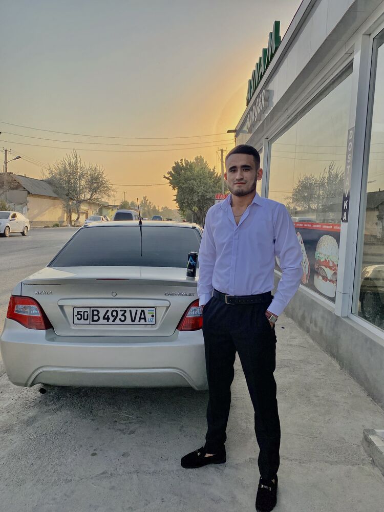  44108874  Ayubxon, 26 ,    