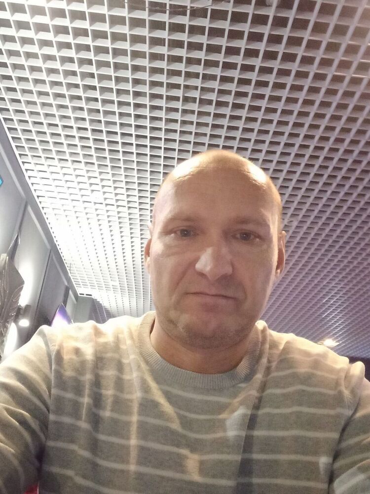  47153114  Vladimir, 45 ,    -