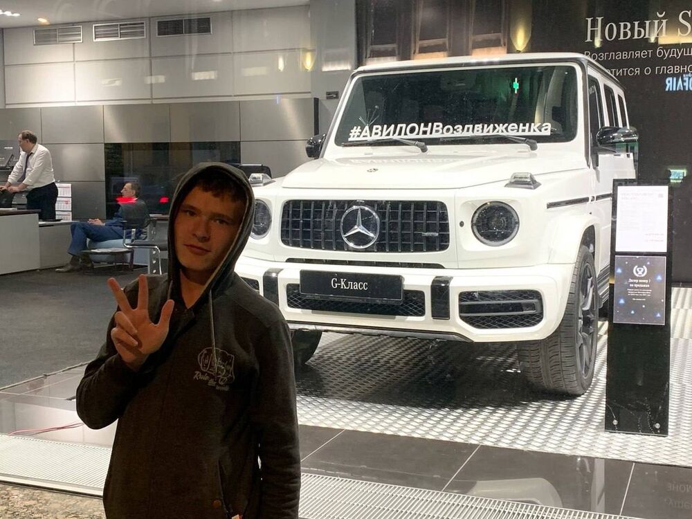  54490384  Kochetkov, 22 ,    