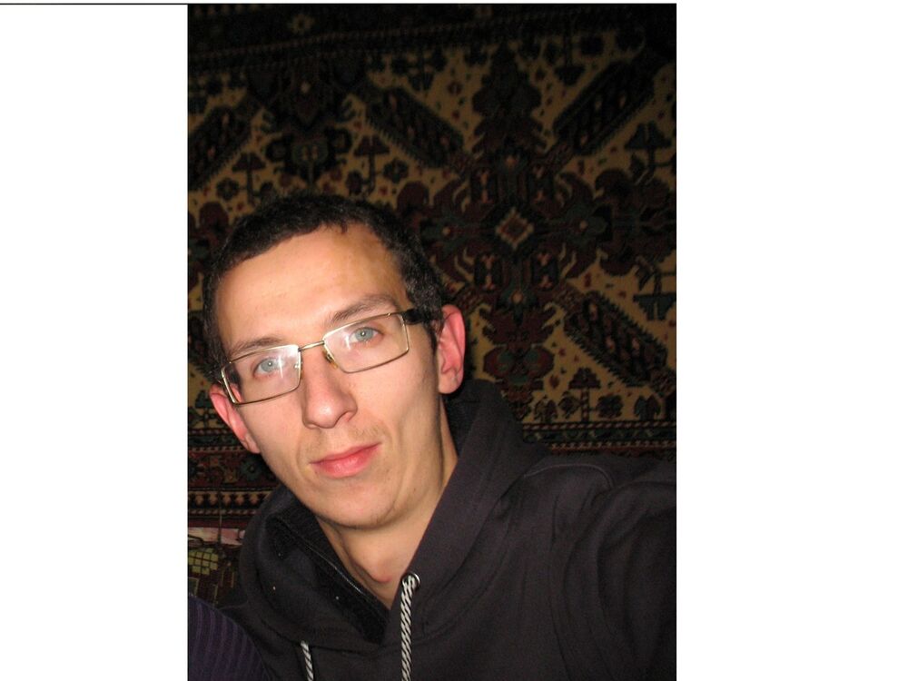  8618484  Poman, 37 ,    -