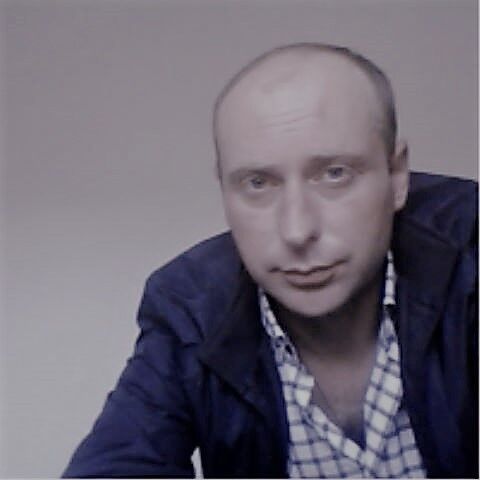  11329194  Gio, 42 ,    