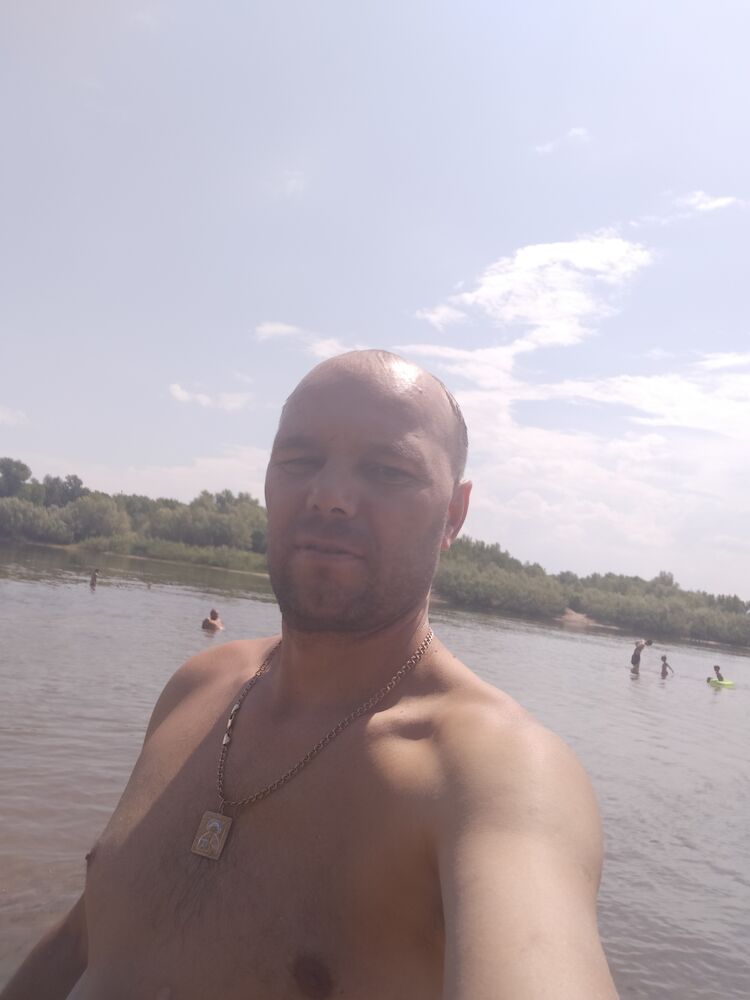  26836244  , 44 ,     