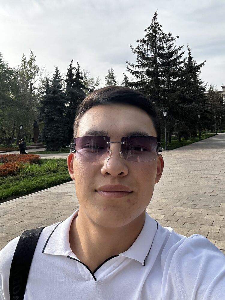  53323524  Kairat, 23 ,    