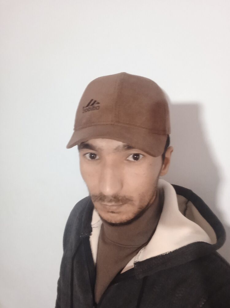  48339054  Begenc, 25 ,    