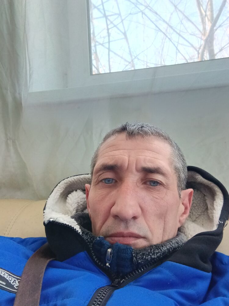  42404674  , 45 ,     