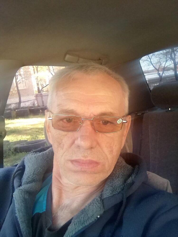  ,   Sergey, 60 ,  