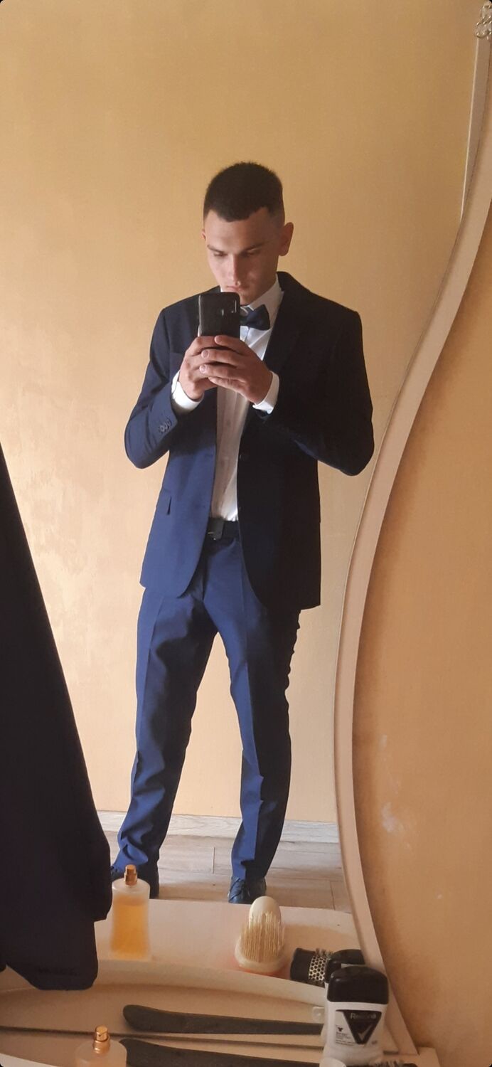  37655624  Privet, 30 ,    