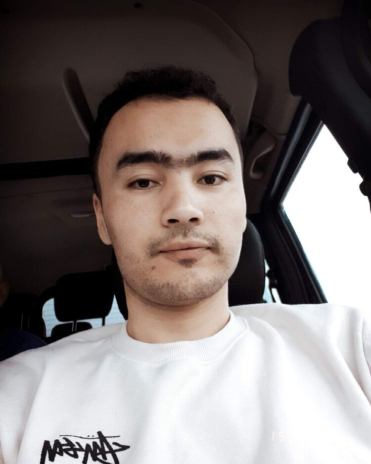  53703174  , 27 ,    