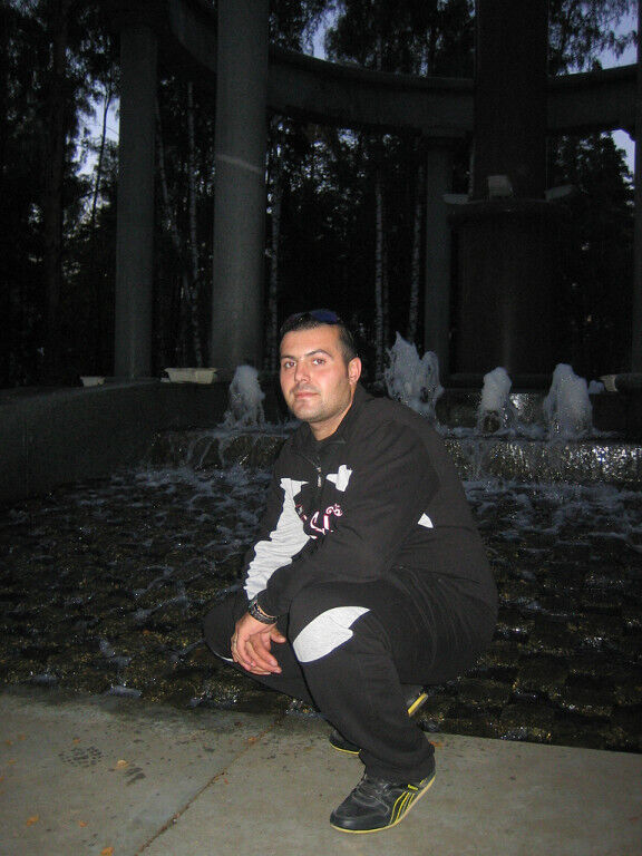  28490304  Dima, 31 ,    