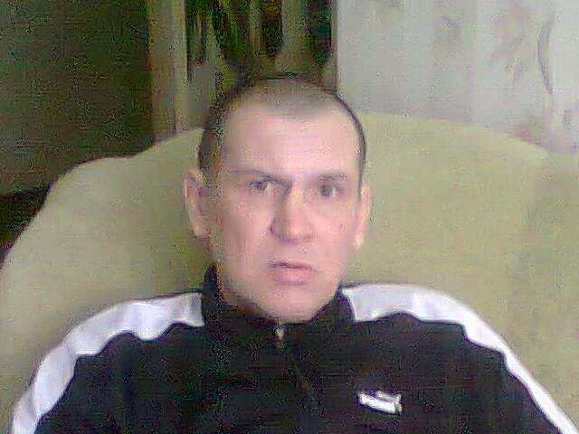  8149944  Vitalii, 56 ,    