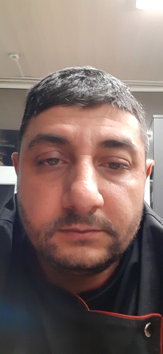 18131244  Sargis, 44 ,    