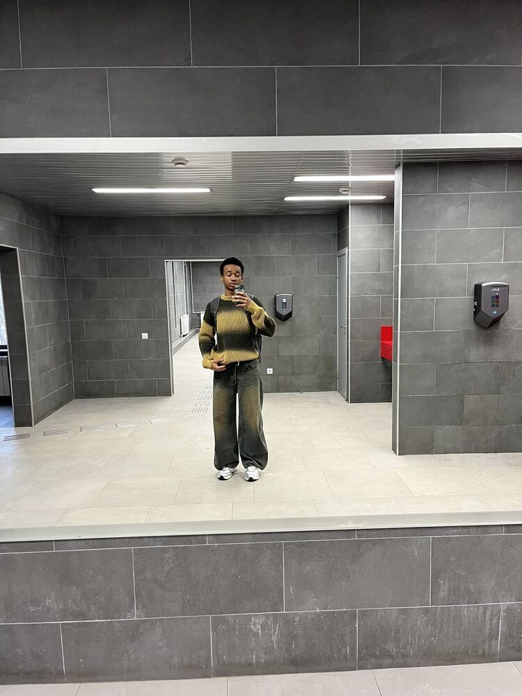  50665534  , 19 ,    -