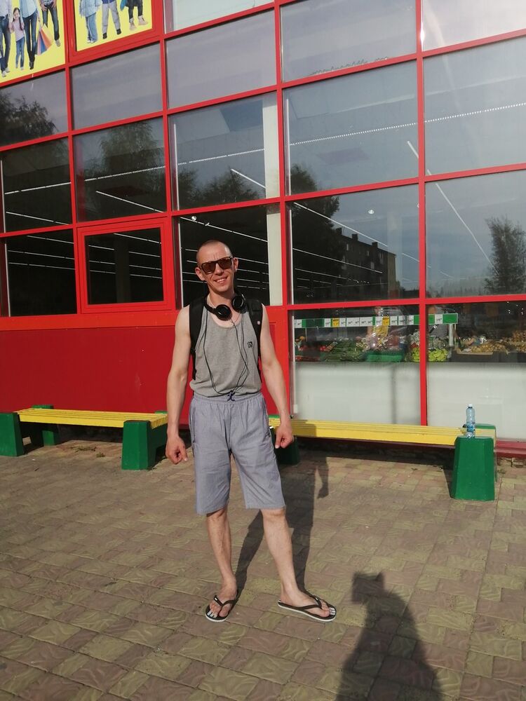  17989944  , 45 ,    
