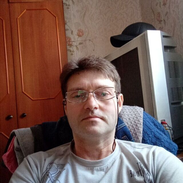  35305804  , 51 ,    