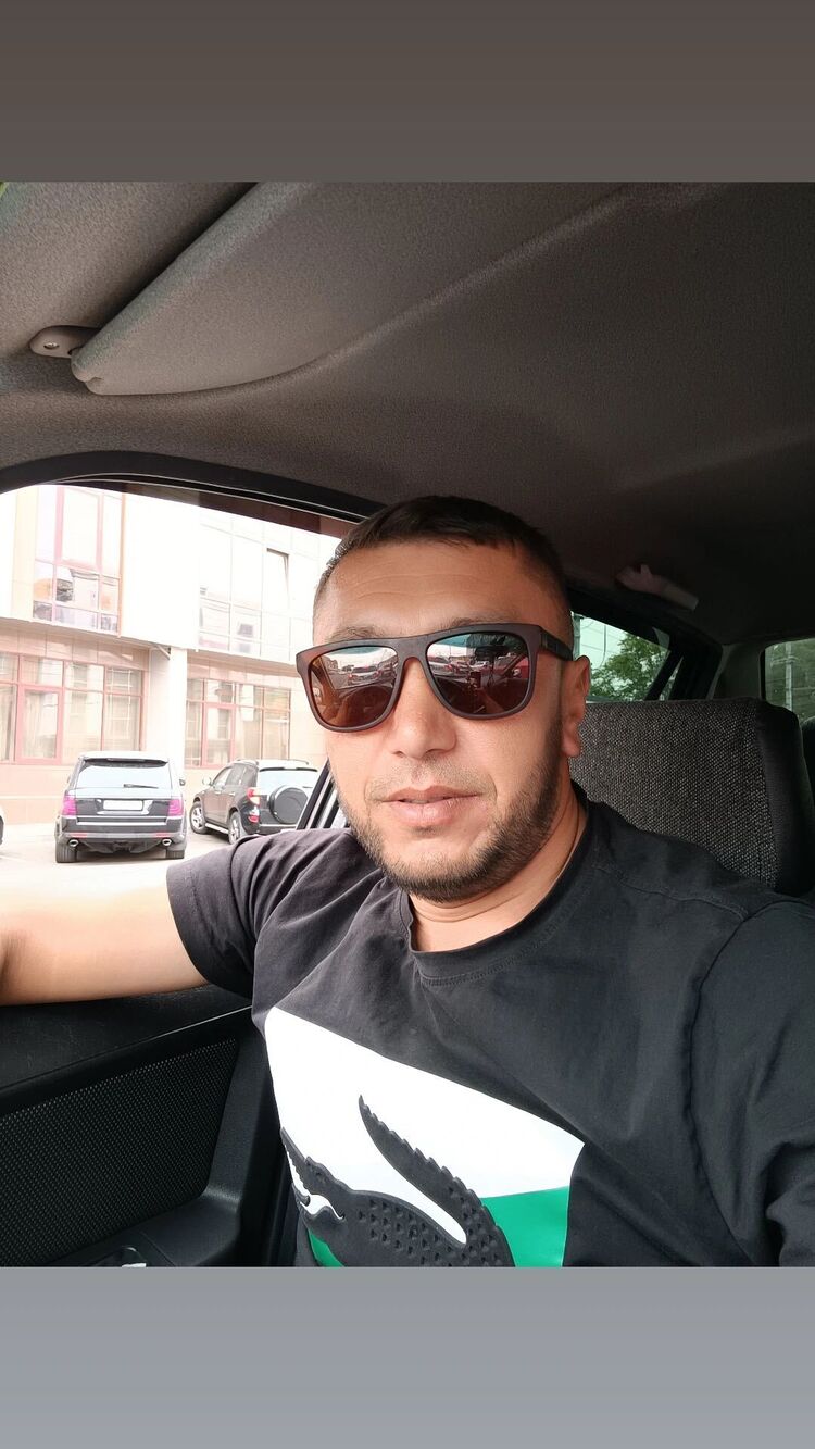  51933854  , 34 ,    