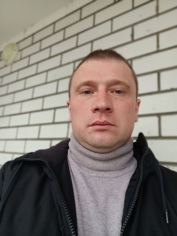  42803894  , 39 ,    