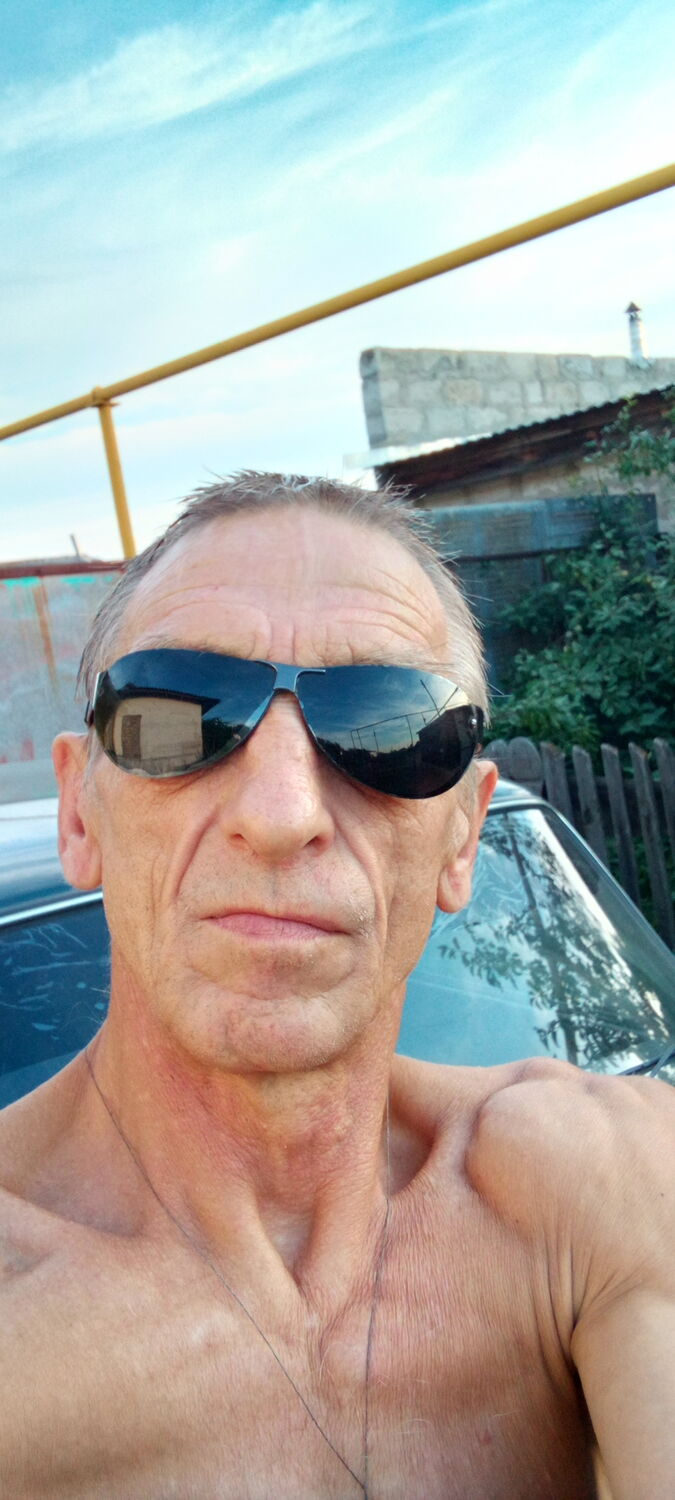  30013494  , 64 ,    