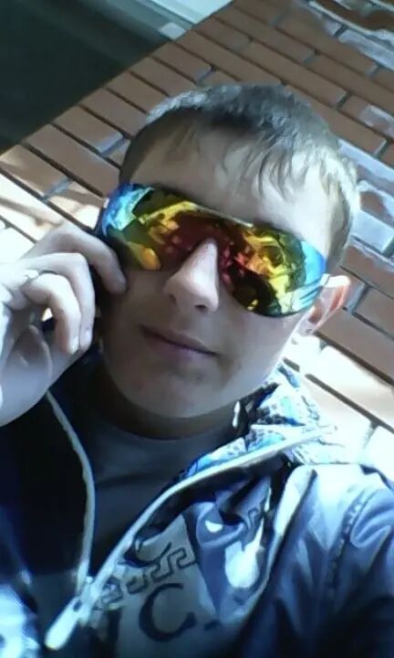  30740494  , 27 ,    