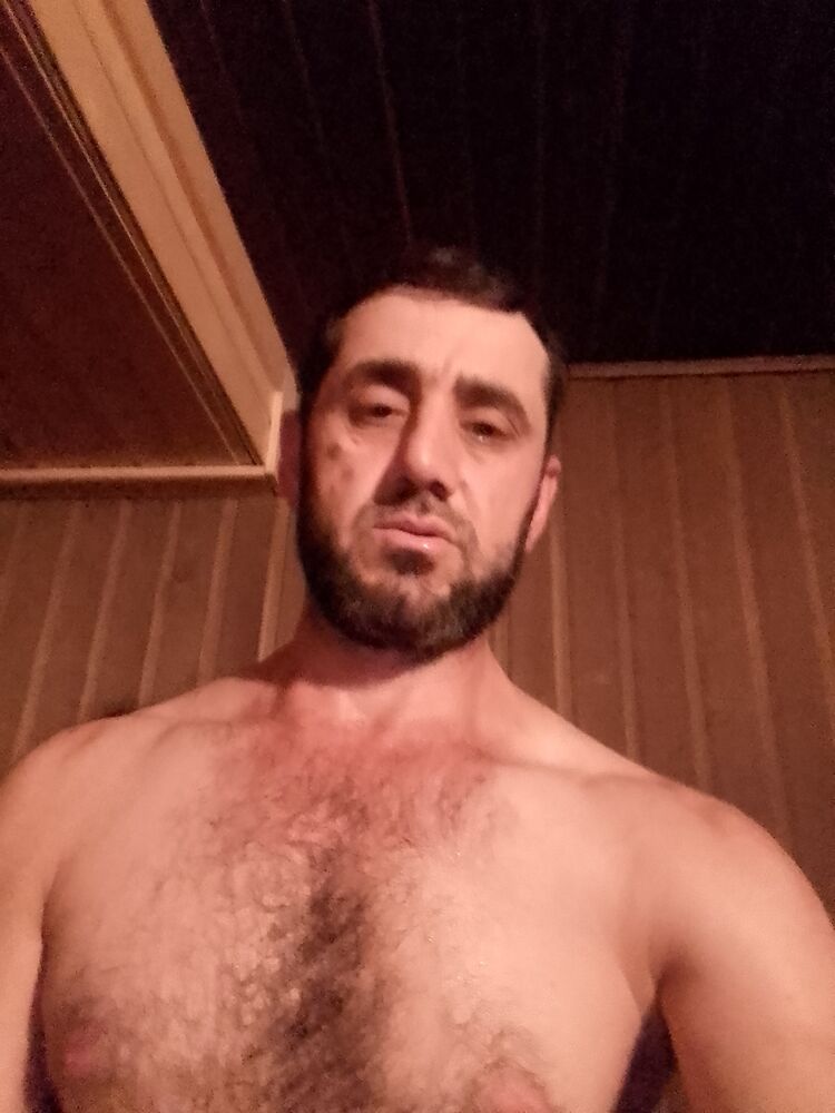  40764784  Baha, 45 ,    