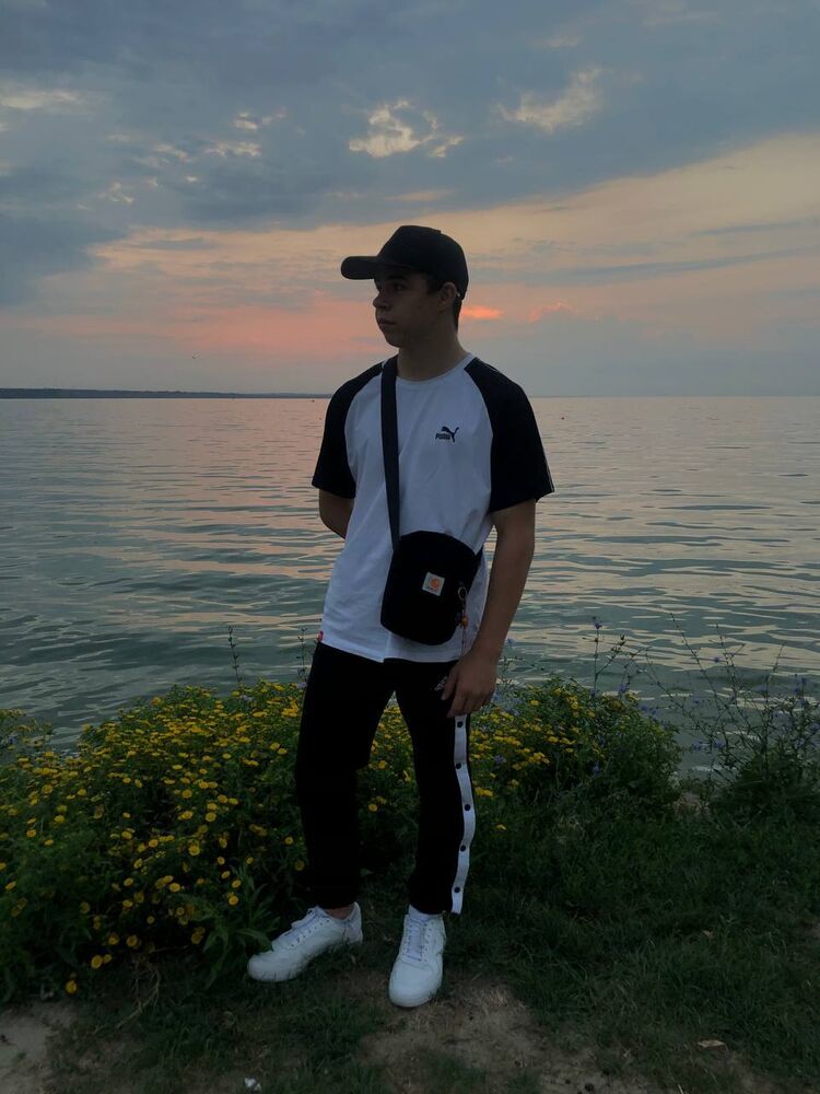  --,   , 22 ,   ,   
