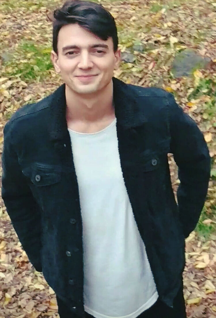  24172894  Ruslan, 31 ,    Sulejowek