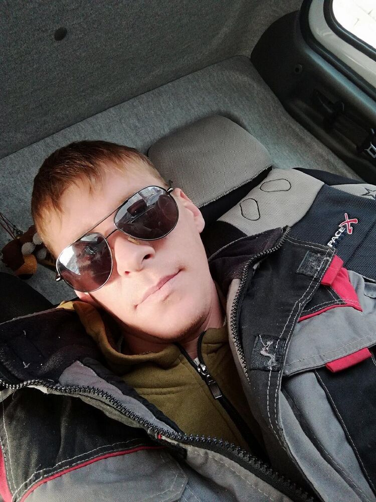  44802724  , 34 ,    