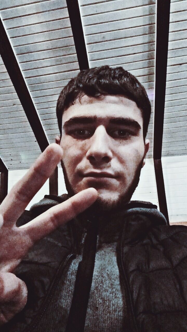  40890854  Karo, 24 ,    