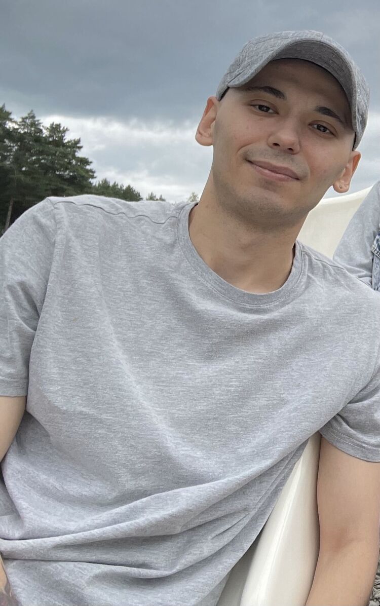  53089894  Artyom, 31 ,     