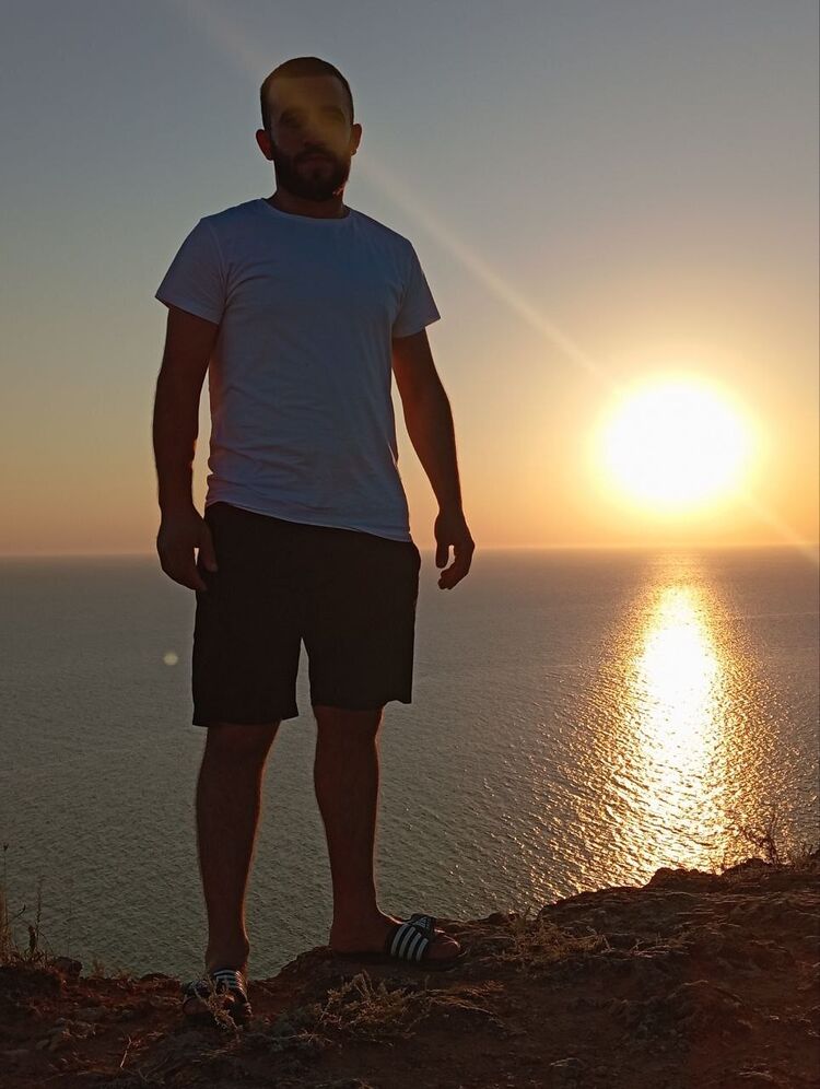   ,   Arayik, 26 ,   ,   