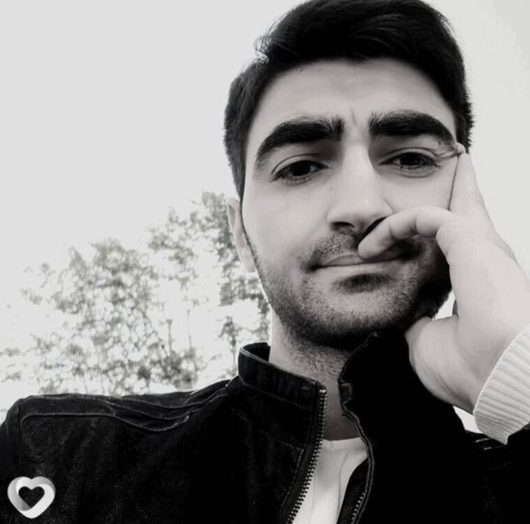  ,   Artur, 33 ,   ,   