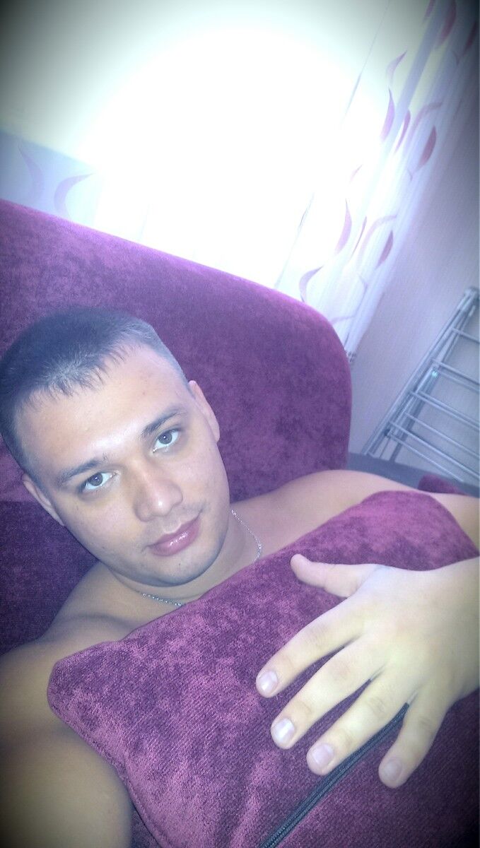  6108334  Aleksandr, 36 ,    