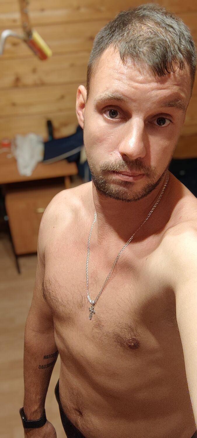  43671684  , 35 ,    