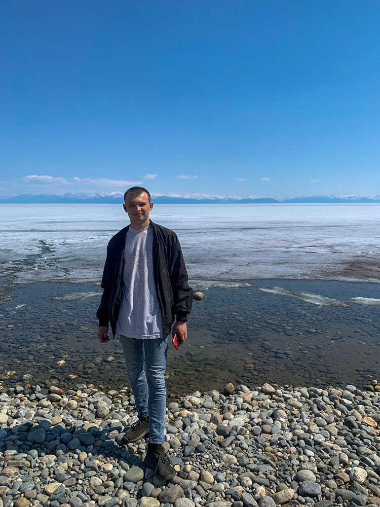  ,   Victor, 25 ,   ,   , c 
