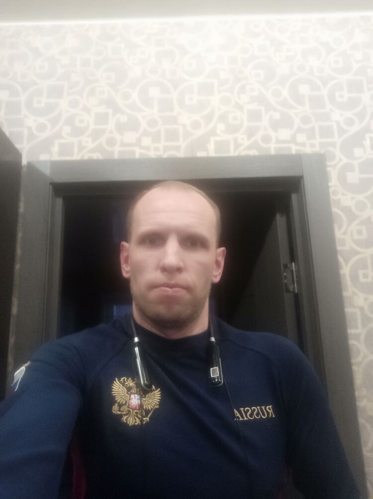  44300204  , 42 ,    