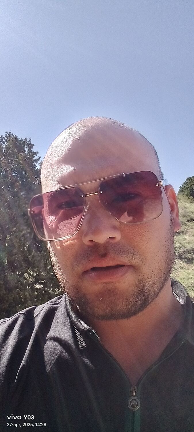  ,   Elmurod, 37 ,   ,   