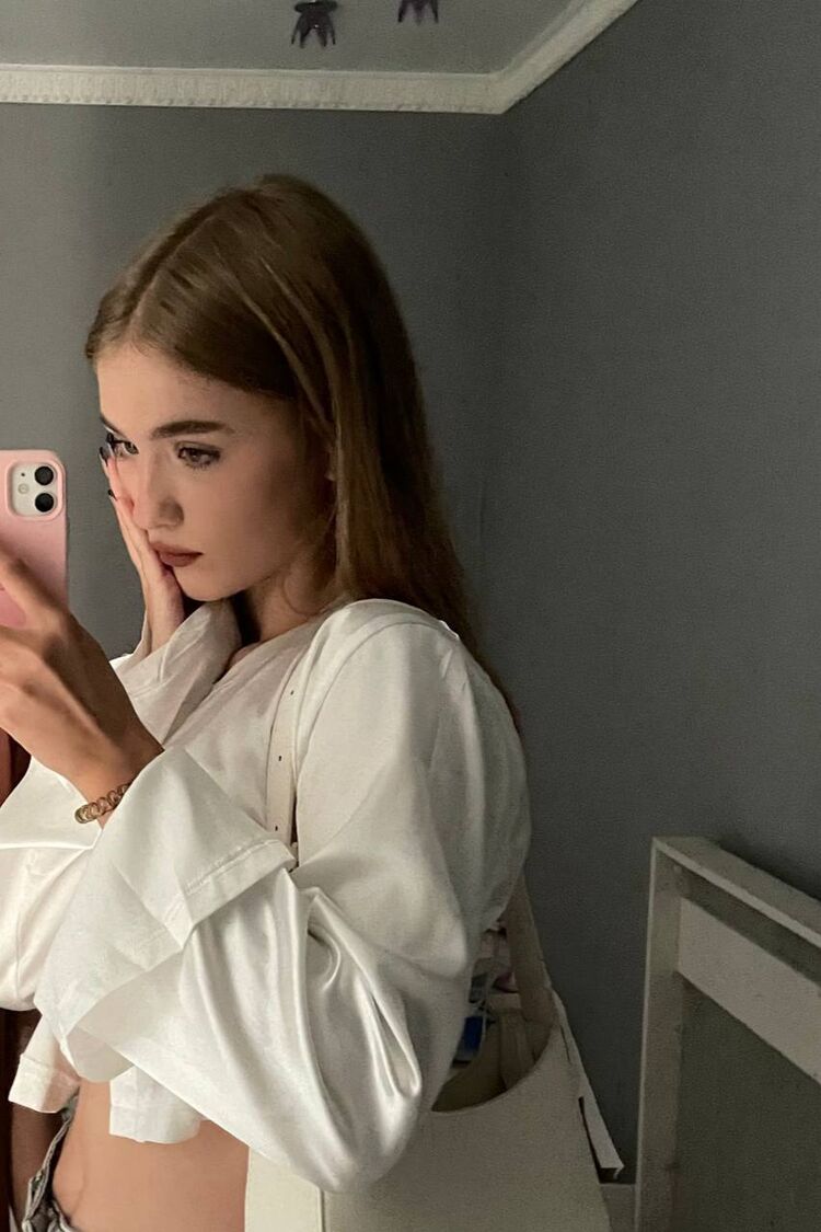 --,   , 19 ,   