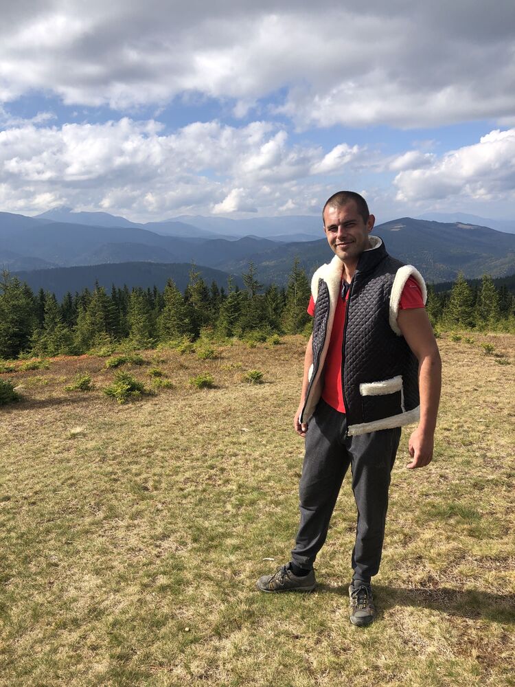  24057894  Vitaliy, 35 ,    