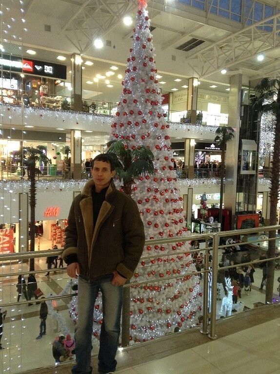  11310804  Vladimir, 39 ,    