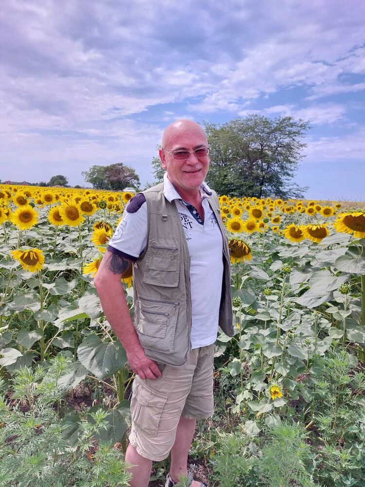  54327984  , 57 ,    -